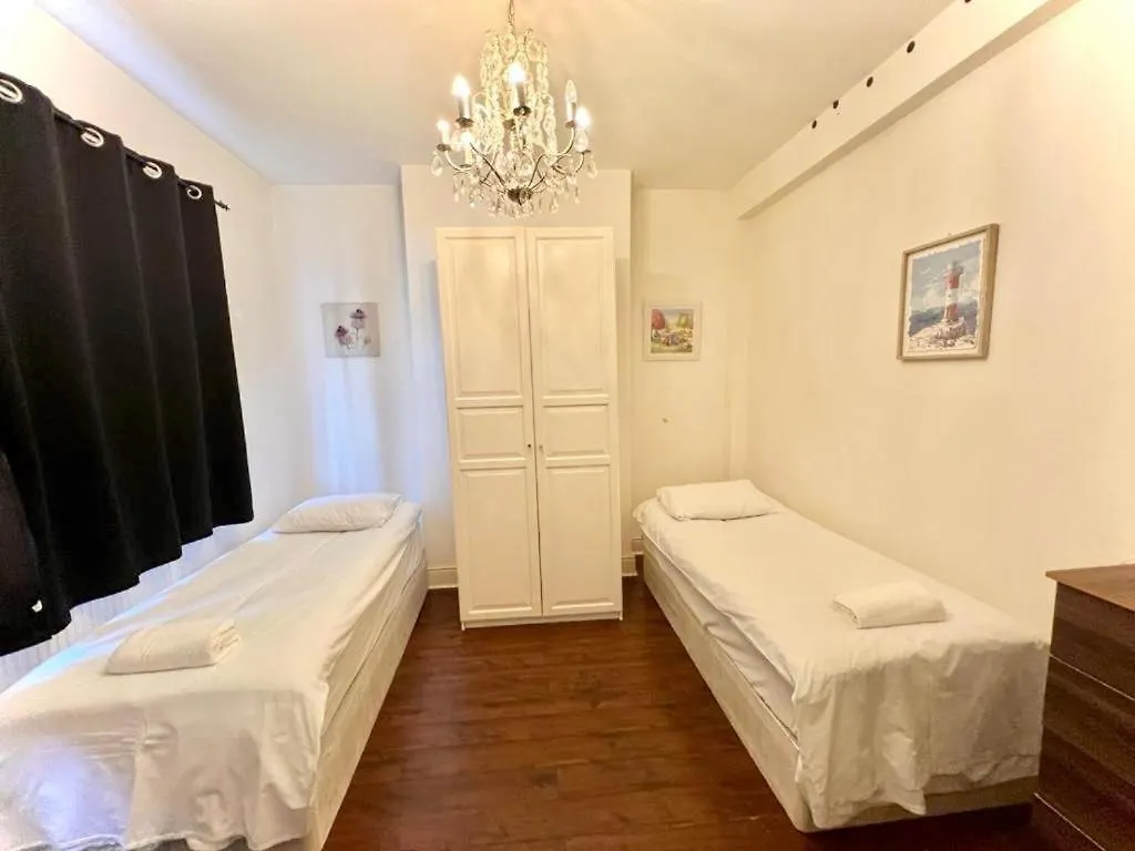 Homestay Canary Wharf Home Stay London