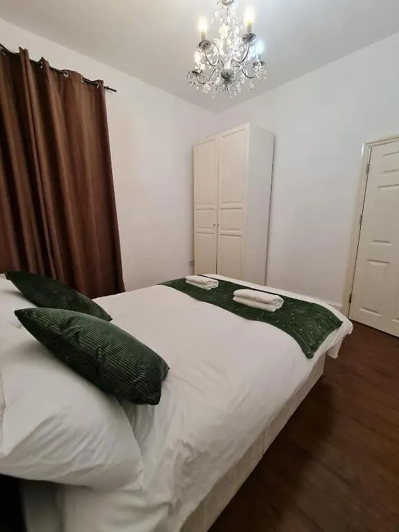 Canary Wharf Home Stay location