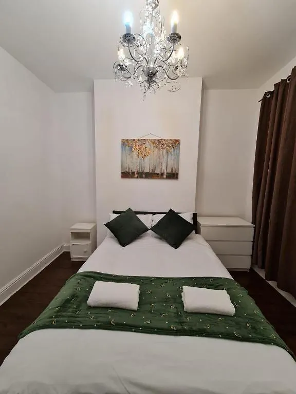Canary Wharf Home Stay London 0*,